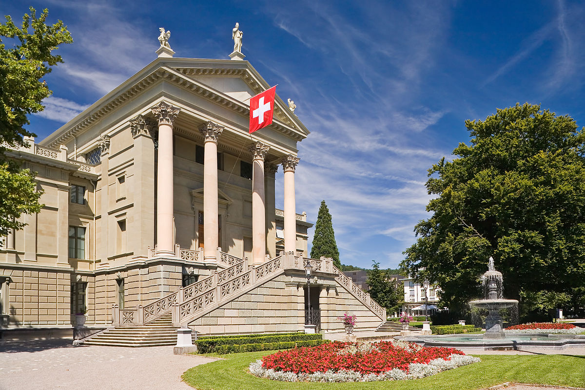 1200px-Winterthur_Stadthaus
