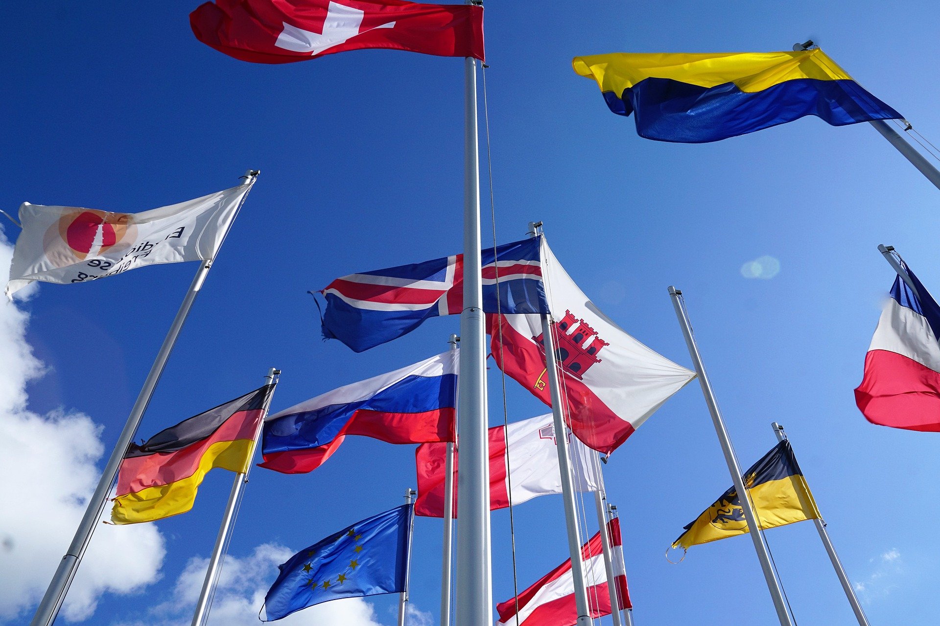 flag-2786733_1920