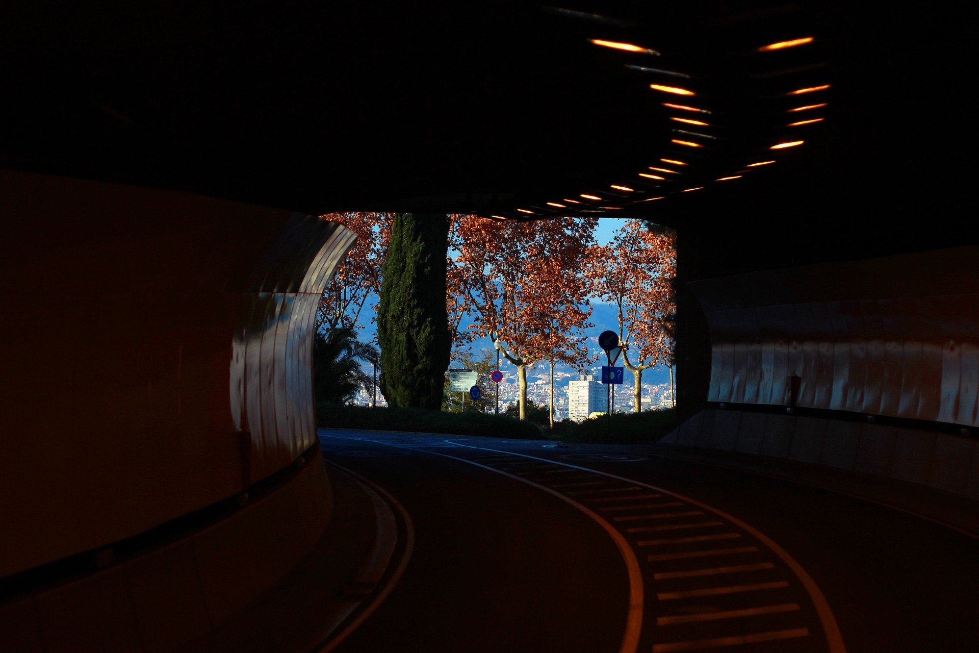tunnel-gea24d555b_1920
